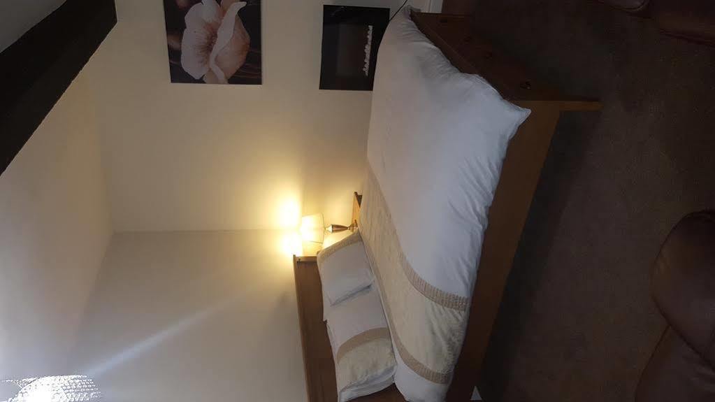 Roosecote Guest House Barrow-in-Furness Eksteriør bilde